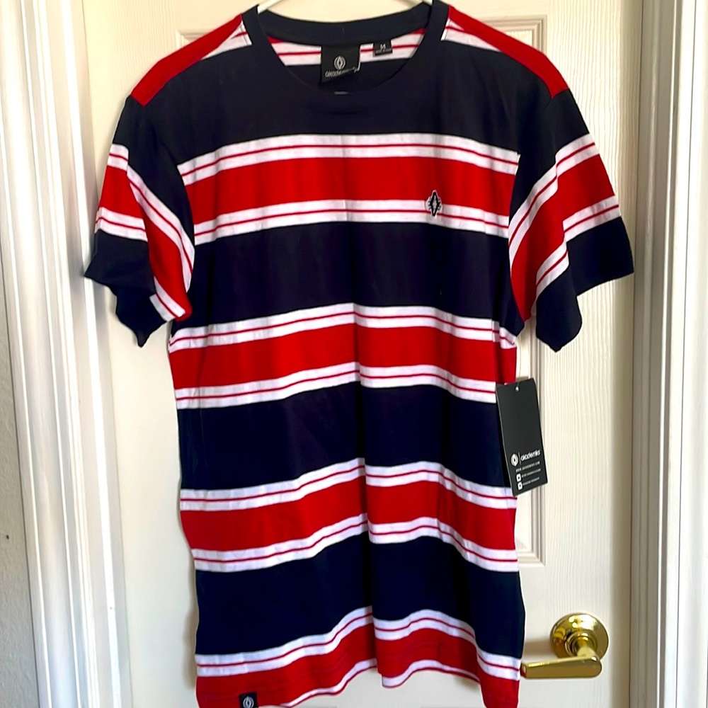 NWT men’s t-shirt